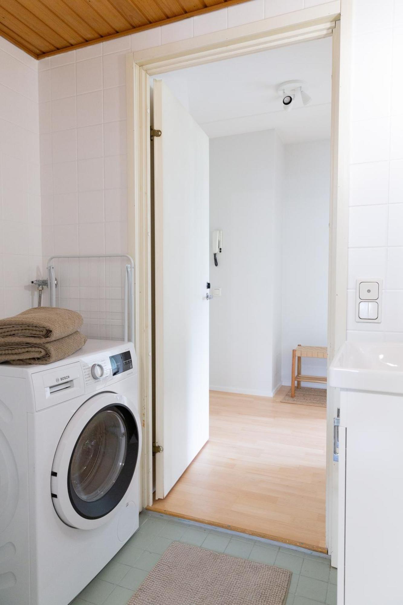 Stylish 66m2 With Private Sauna And Balcony Helsinki